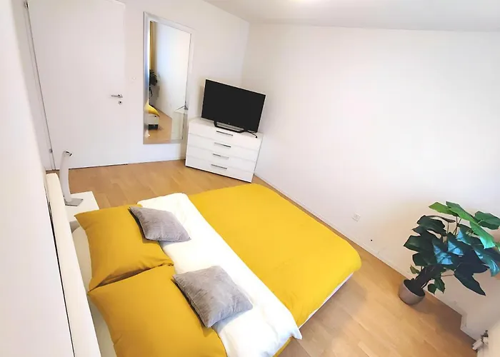 With 2 Bedrooms And Fully Equiped Apartment *